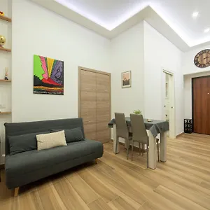 Portanova14 - Historic Center Appartement